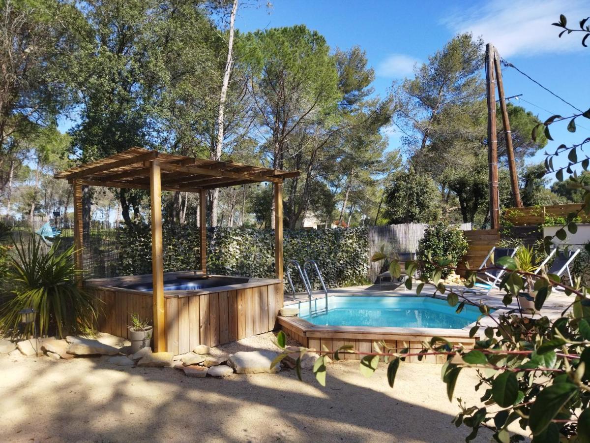 Maison 5 Personnes En Garrigue - Piscine-Spa Prive Langlade Dış mekan fotoğraf